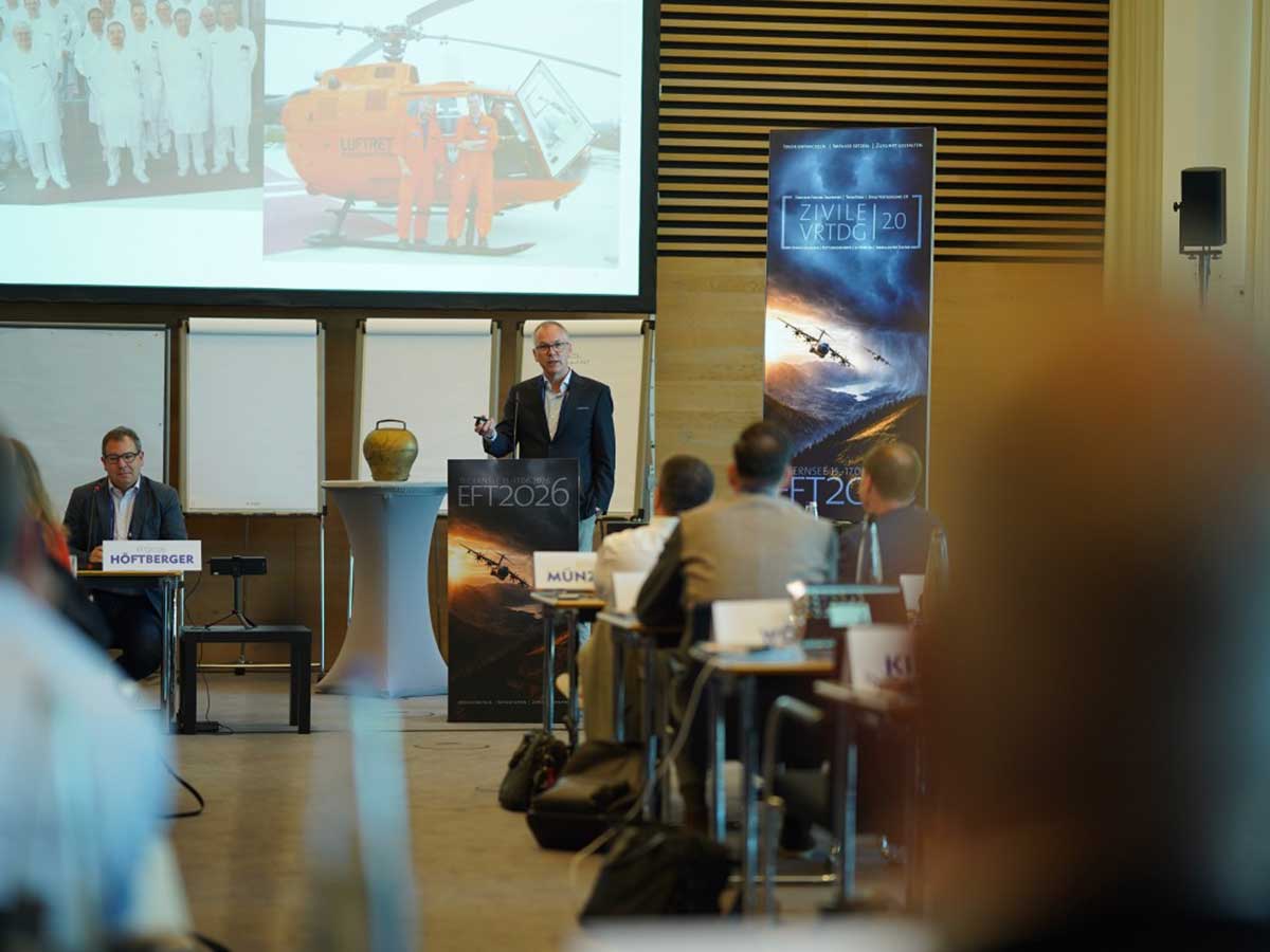 Prof. Dr. Christoph G. W�lfl diskutiert auf dem Enneker Forum Tegernsee die Zukunft der zivilen Verteidigung. (Foto: EFT2026)