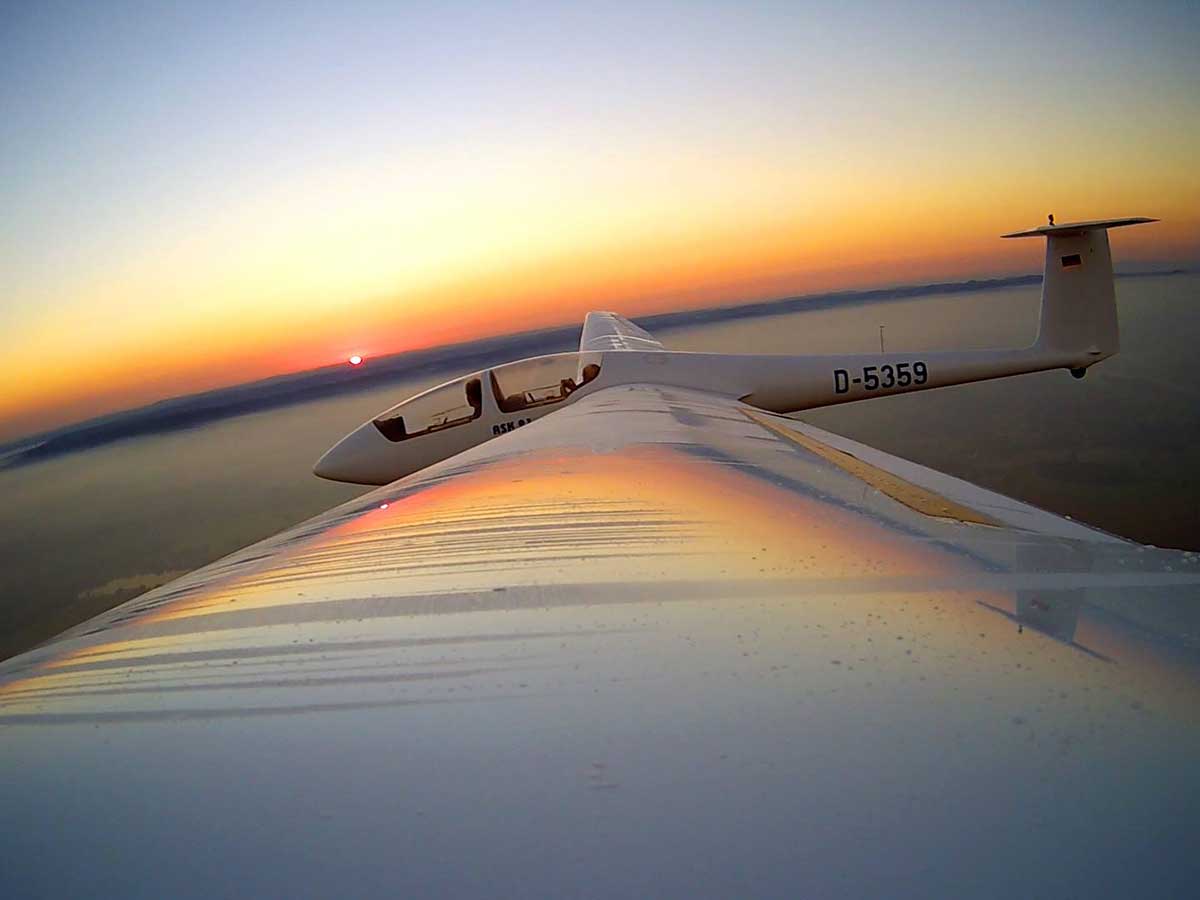 Segelfluglager in den Osterferien auf dem Flugplatz in Dierdorf-Wienau