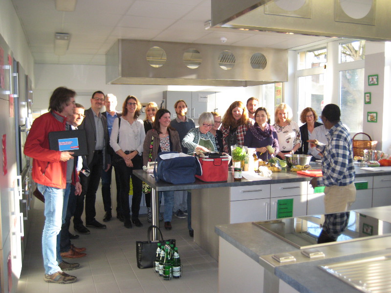 Beim Kochtreff kamen die Mitglieder der Beirte fr Weiterbildung und fr Migration und Integration zusammen. Foto: Privat