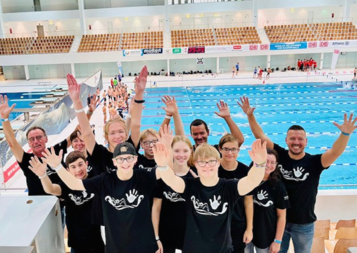 Das Schwimmteam der Christiane-Herzog-Schule freut sich ber das Ergebnis. (Foto: Privat)