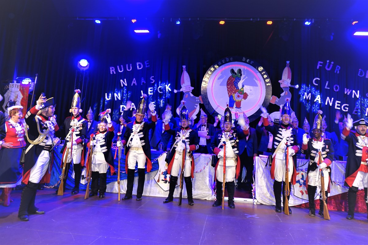 "Ruude Nas und jeck dabei": Fantastisch-fröhliche Karnevalsrevue der Ehrengarde Neuwied