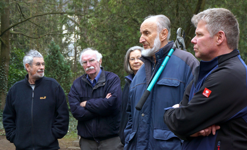 Die Grabpaten haben den Alten Friedhof aufgerumt. Foto: Privat