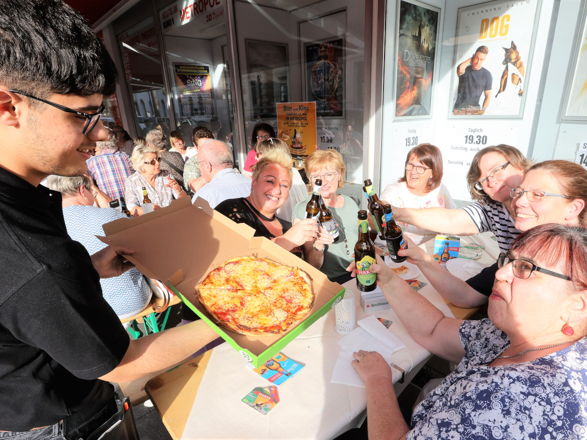 Neuwied: Zwei Filmklassiker rundeten Bier und Pizza ab