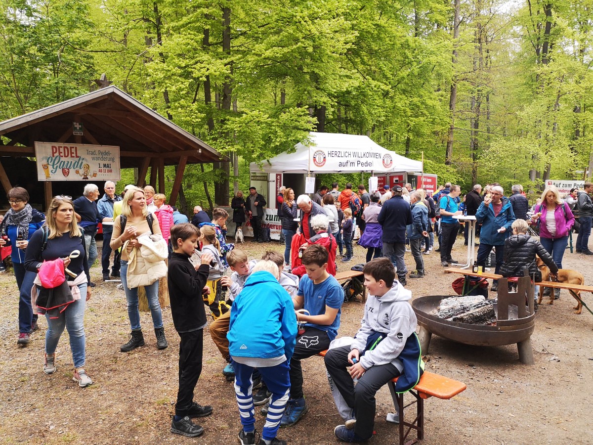 Zusammen in den Mai Starten: Pedel-Waldfest (Foto: Bastian Burgard)