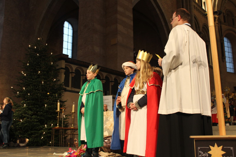 Neuwieder Sternsinger gestalten bundesweite Erffnung mit