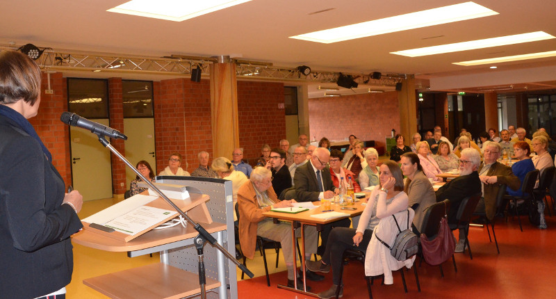 Vorstandsmitglieder aus den Ortsverbnden des VdK-Kreisverbandes trafen sich zu einer Arbeitstagung in Neuwied. Foto: Privat