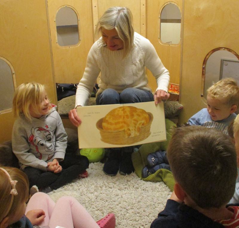 In der "Leseburg" gibt es mehr als Bcher. Foto: Stadt Neuwied