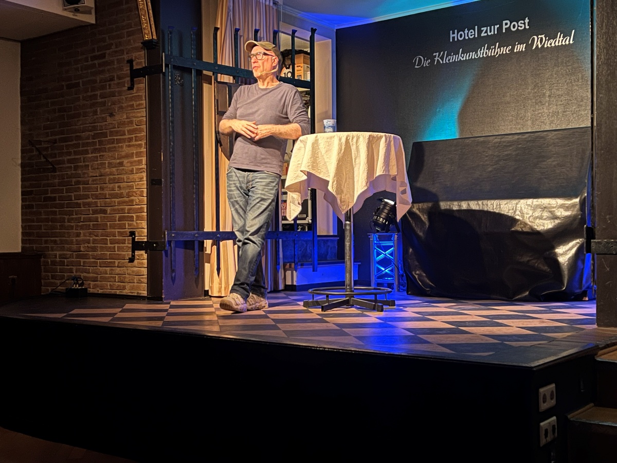 HG.Butzkos Jahresr�ckblick in Waldbreitbach (Fotos: Tamara Rehn)