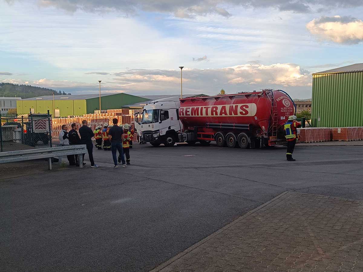 Der Sattelzug setzte sich ohne Fahrer in Bewegung. (Foto: Uwe Schumann)