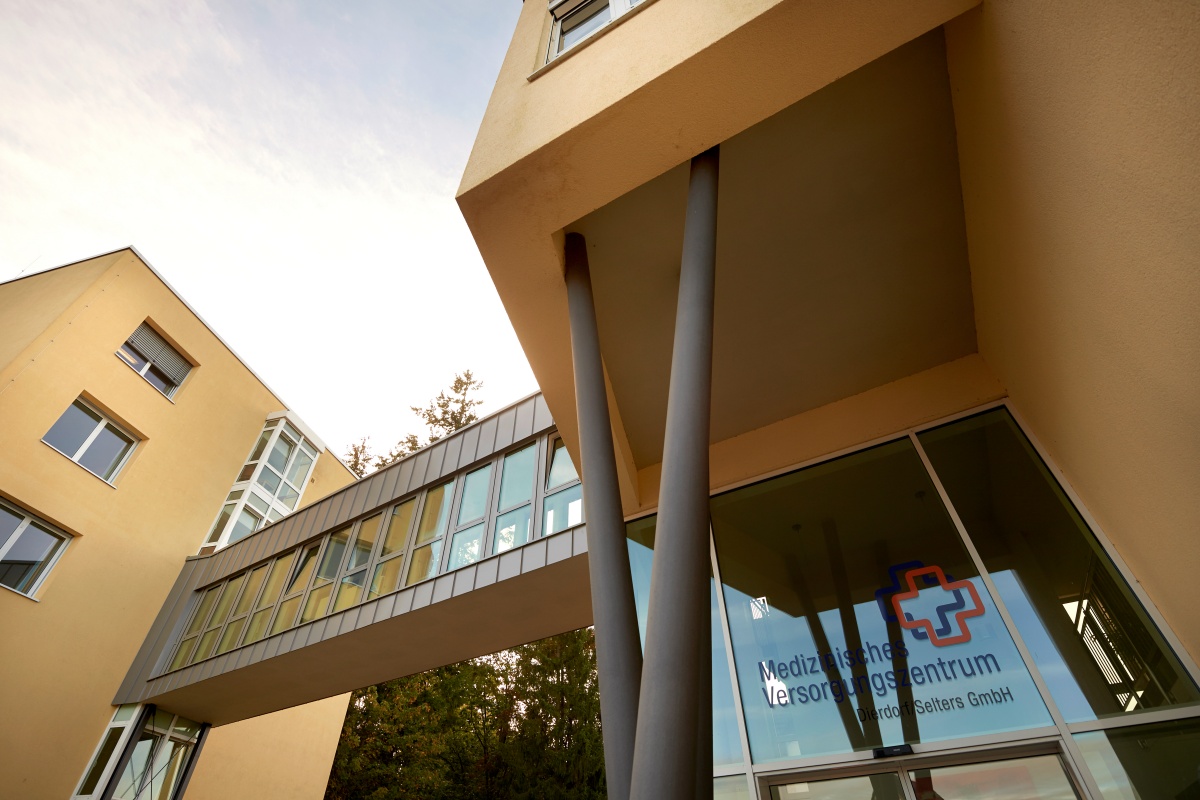 Das Evang. Klinikum Westerwald verf�gt �ber sechs MVZ-Praxiszentren mit 19 
fach�rztlichen Sprechstunden (Foto: Stefan Gross)