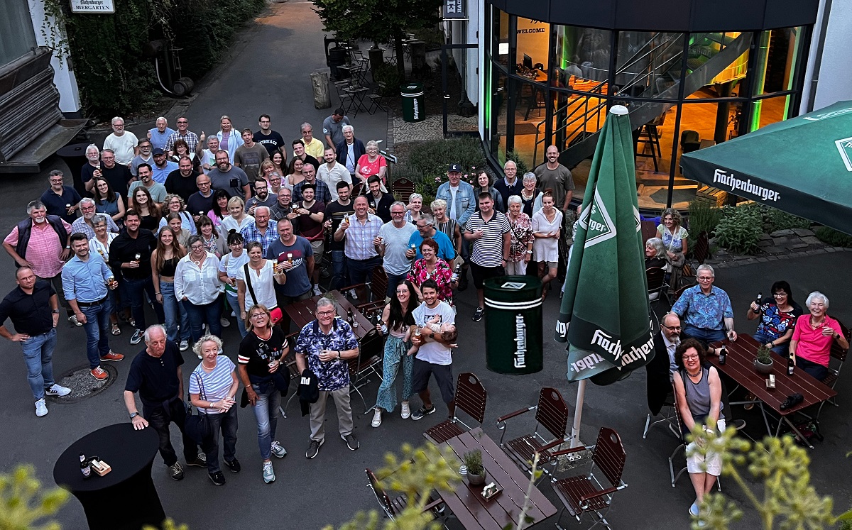 Mehr als 90 Interessierte waren dem Aufruf der Westerwald-Brauerei gefolgt und beteiligten sich am Nachbarschaftstreffen. (Foto: Westerwald-Brauerei)