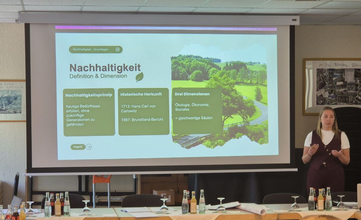 Referat vor VG-Ausschuss: Nachhaltigkeit in neuem Fl�chennutzungsplan verankern
