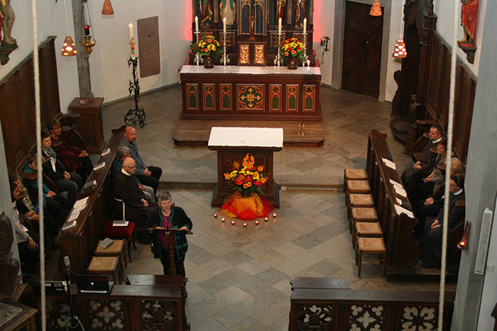 Wer das NachtLeben kennt, wei, dass dabei jeder zwischen verschiedenen Angeboten whlen kann: Die besondere Atmosphre der Klosterkirche ist zum Beispiel ideal, um einmal inne zu halten und ruhig zu werden. Foto: Andrea Schulze