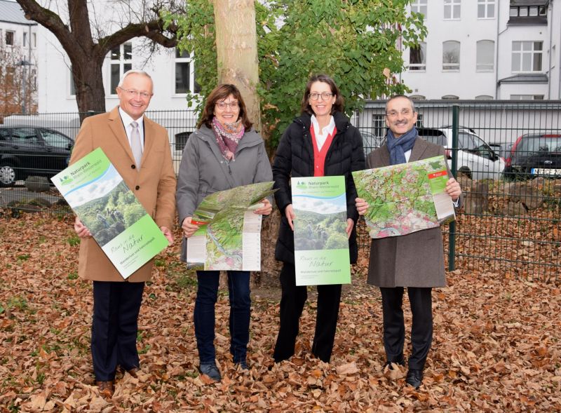 Von links: Landrat Achim Hallerbach, Irmgard Schrer, Isabelle Frstin zu Wied und Dr. Hermann Josef Richard (Sparkasse Neuwied). Foto: privat