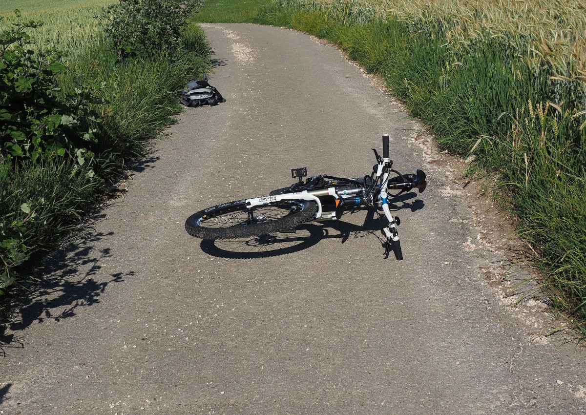 Fahrradunfall bei Niederbreitbach: 13-Jhrige verletzt sich schwer
