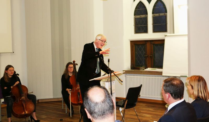 Prof Dr Volkenandt beim Neujahrsempfang des Herz-Jesu-Krankenhauses. Foto: privat