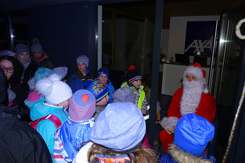 Nikolaus kam schon frh  nach Hellenhahn-Schellenberg