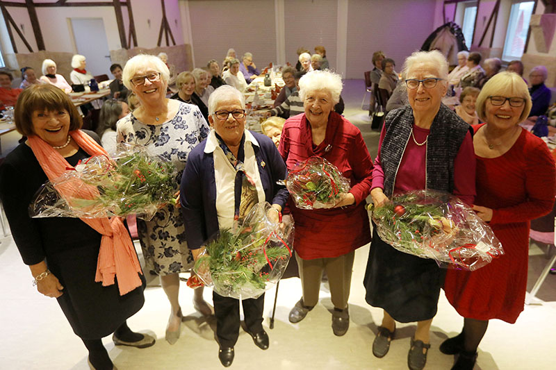 Hausfrauenbund ehrt seine langjhrigen Mitglieder 