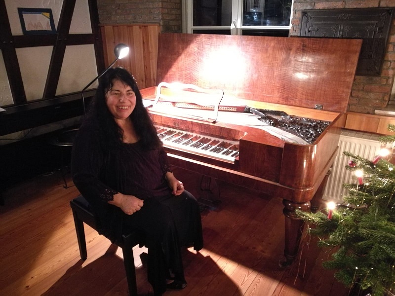 Pianistin und Komponistin Carmen Daniela (Foto: Veranstalter)