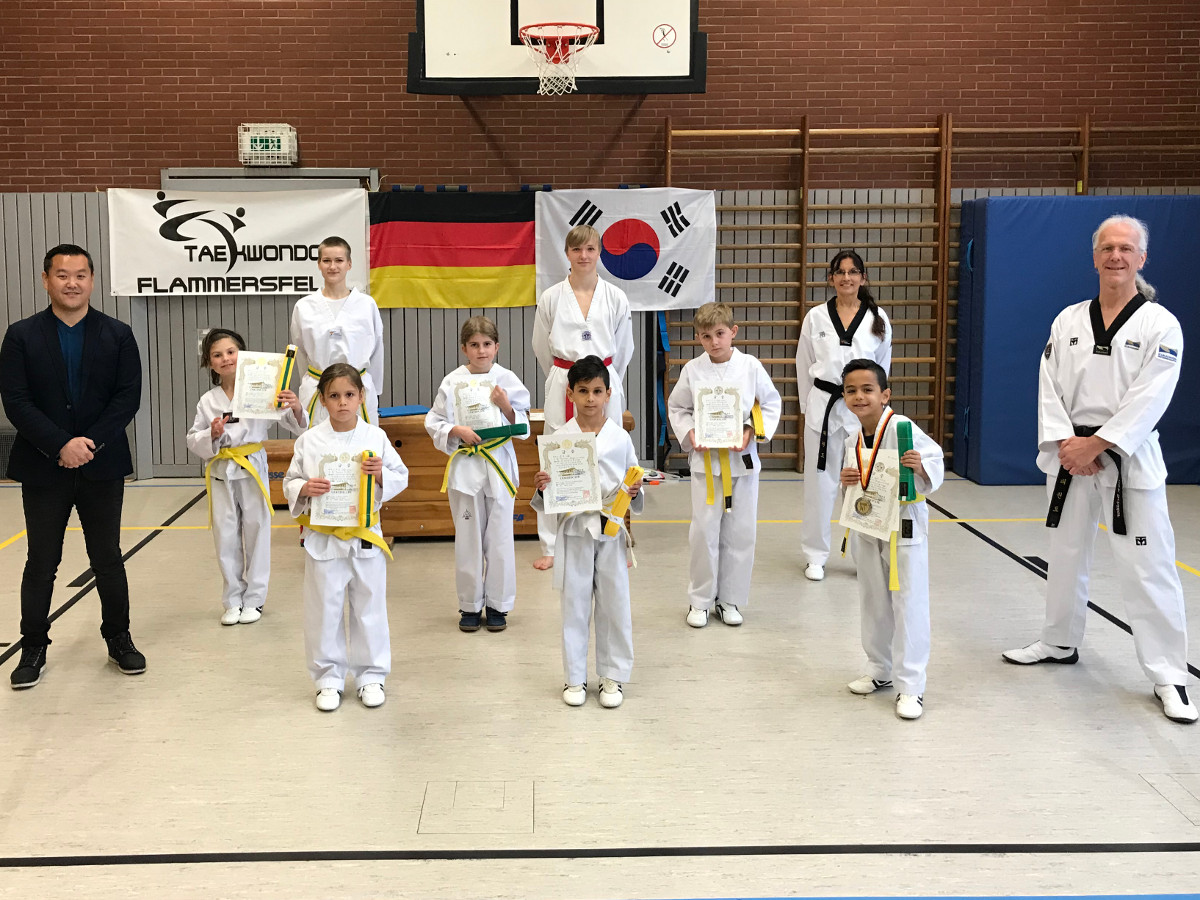 Die Taekwondoabteilung des VfL Oberlahr Flammersfeld hat eine KUP Prfung durchgefhrt. (Foto: Verein)