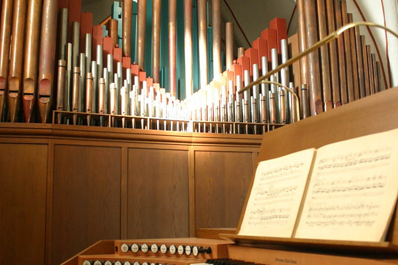Endlich erklingt die Orgel der Bendorfer Medarduskirche wieder im Rahmen der Marktmusik zum Abendluten. Foto: Stadt Bendorf