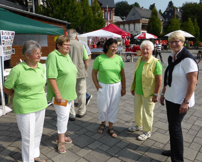 Mitglieder des WWV Bad Marienberg mit Brgermeisterin Beate Willwacher (rechts). Foto: privat