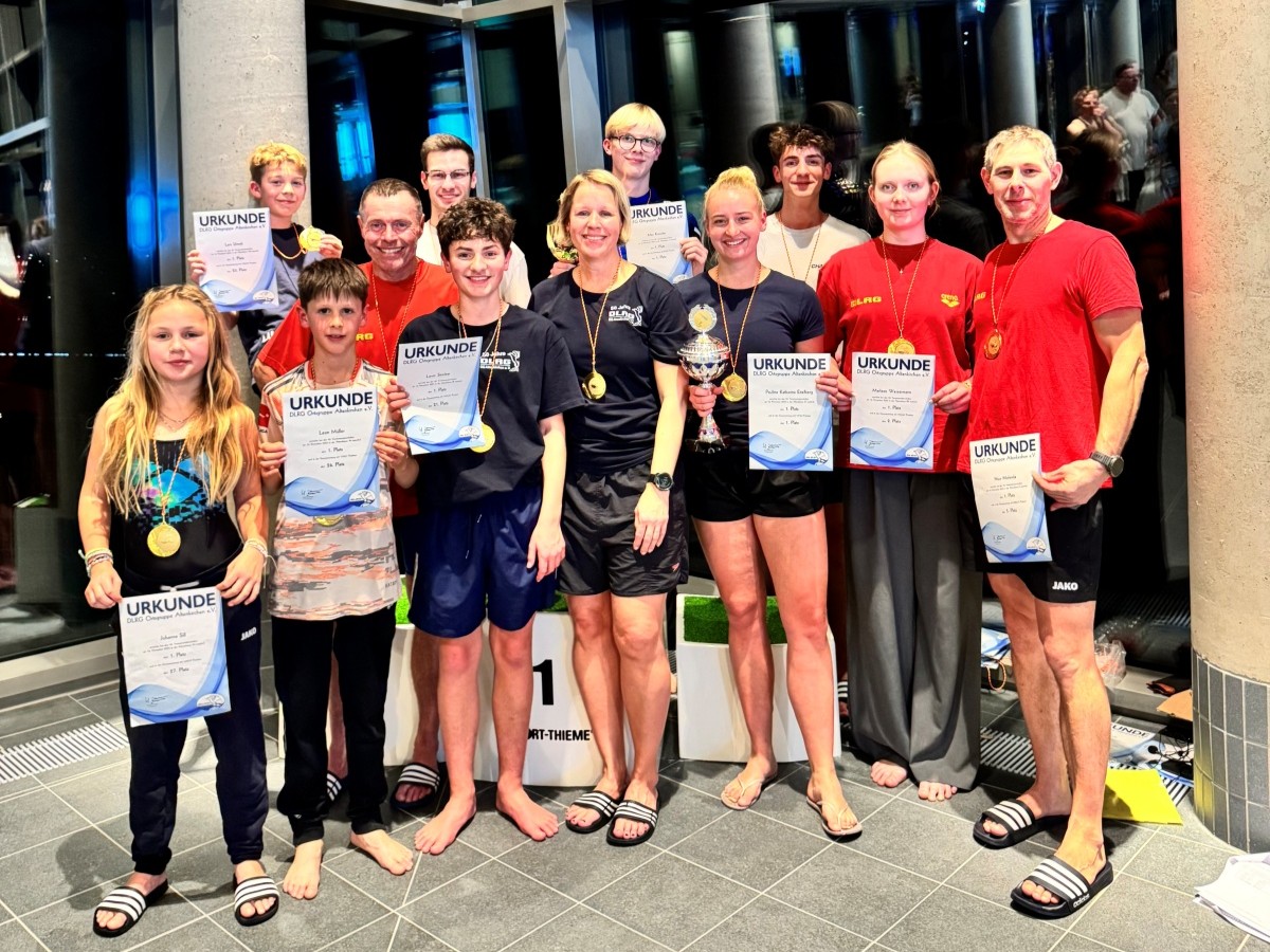 Siegerehrung der Vereinsmeisterschaften im neuen Hallenbad Altenkirchen