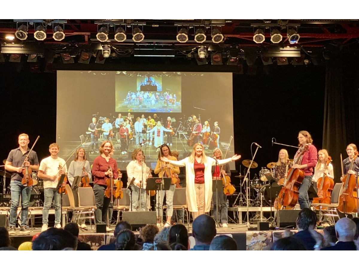 Die Mitglieder des Kammerorchesters der Kreismusikschule freuen sich auf ein weiteres Konzert in der heimischen Region. (Foto: Kreisverwaltung/Marc Schaeferdiek)