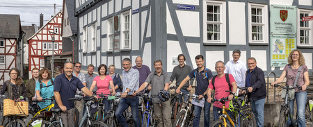 Hachenburger Stadtrat mit dem Rad unterwegs in der Stadt