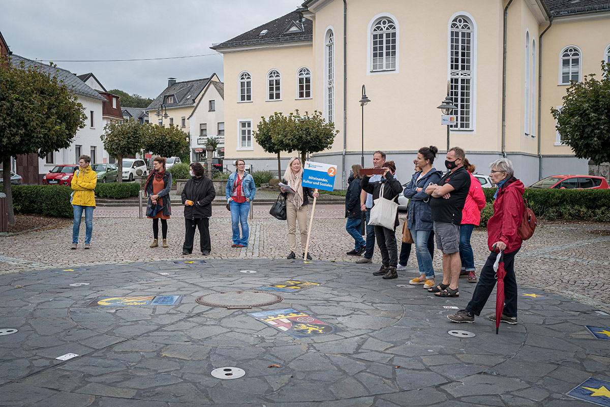 Ideen der Gruppe "Miteinander, Kultur, Soziales" bei der Zukunftswerkstatt angestoen hat, sollen jetzt konkret und am 11. Mai diskutiert werden. Ziel ist ein Quartiersmanagement fr Selters. Foto Quelle: Christian Schneider 