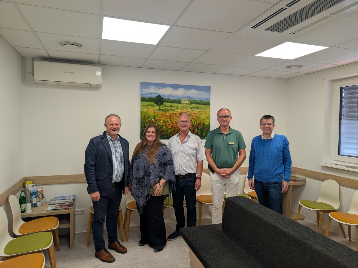Oberb�rgermeister Jan Einig, Stefanie Rothkegel, Dr. Ulrich Gro�, Dr. Thomas Stritzke und Dr. Thomas Biegel (Foto: Stadt Neuwied / Christoph Engels)
