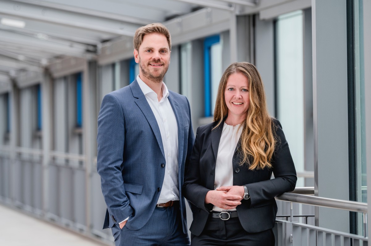 Antje Gade und Jens Rner bilden seit Mai die Doppelspitze der Pflegedirektion der Krankenhausgesellschaft St. Vincenz. Foto: Katharina Mller