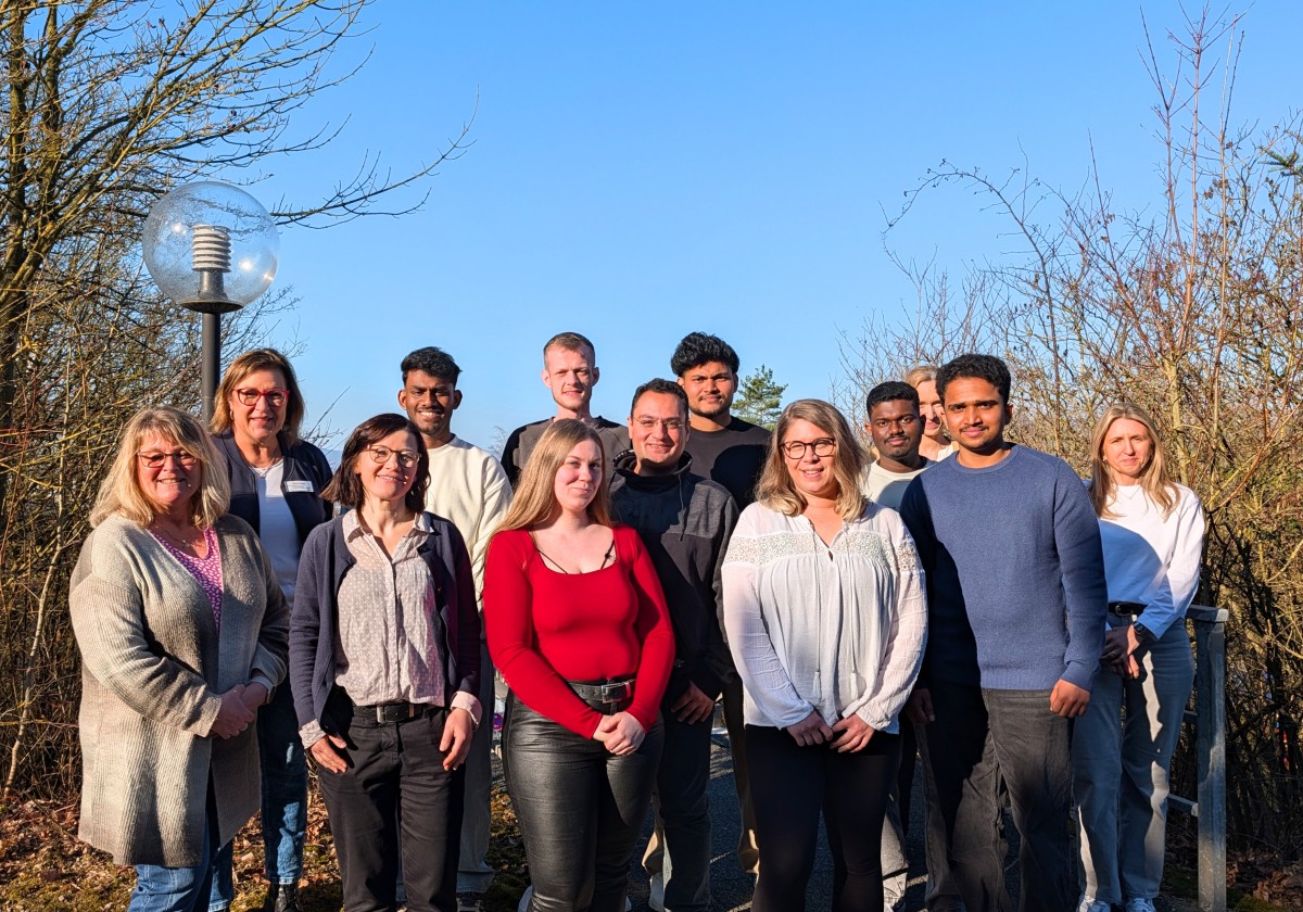 Die ersten Auszubildenden des neuen Lehrgangs zur zur Gesundheits- und Krankenpflegehilfe (Foto: Kristin Simos)
