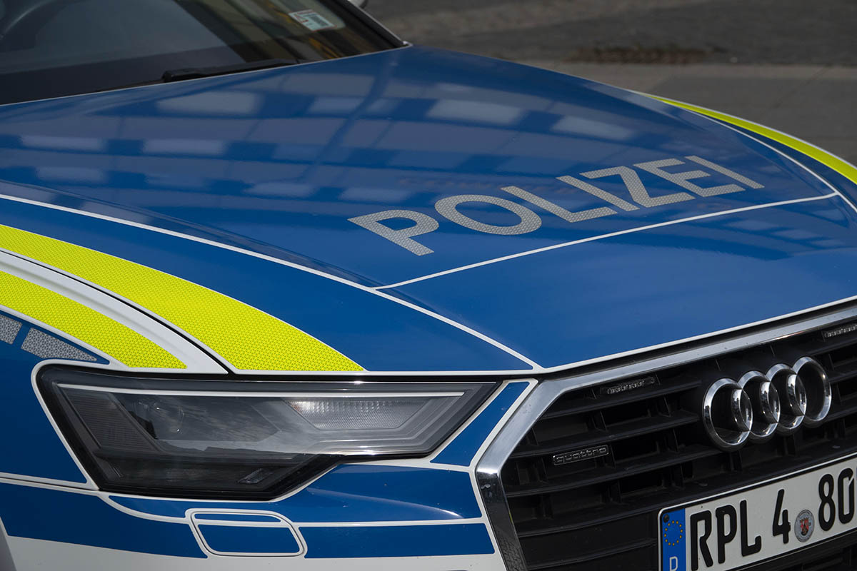 Straßenverkehrsgefährdung in Leubsdorf - gefährdeter Pkw-Fahrer gesucht