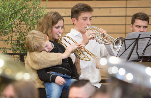 Die Musikerinnen und Musiker zeigten whrend des Bezirksposaunentags vollen Einsatz  in jeder Hinsicht. (Foto: Evangelisches Dekanat Westerwald)