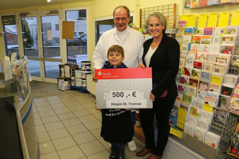 Johannes Blaum spendet 500 Euro fr Hospiz St. Thomas