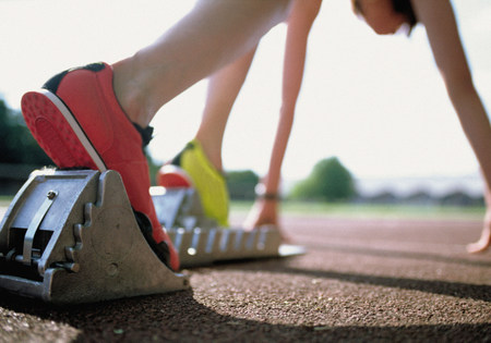 Nachdem die Sparkasse Westerwald-Sieg im Rahmen des deutschen Sportabzeichens seit 2015 mehr als 225.000 Euro an Schulen und Vereine spenden konnte, setzt sie ihre Frderung des Breitensports auch im Jahr 2018 fort. (Foto: Sparkasse Westerwald-Sieg)