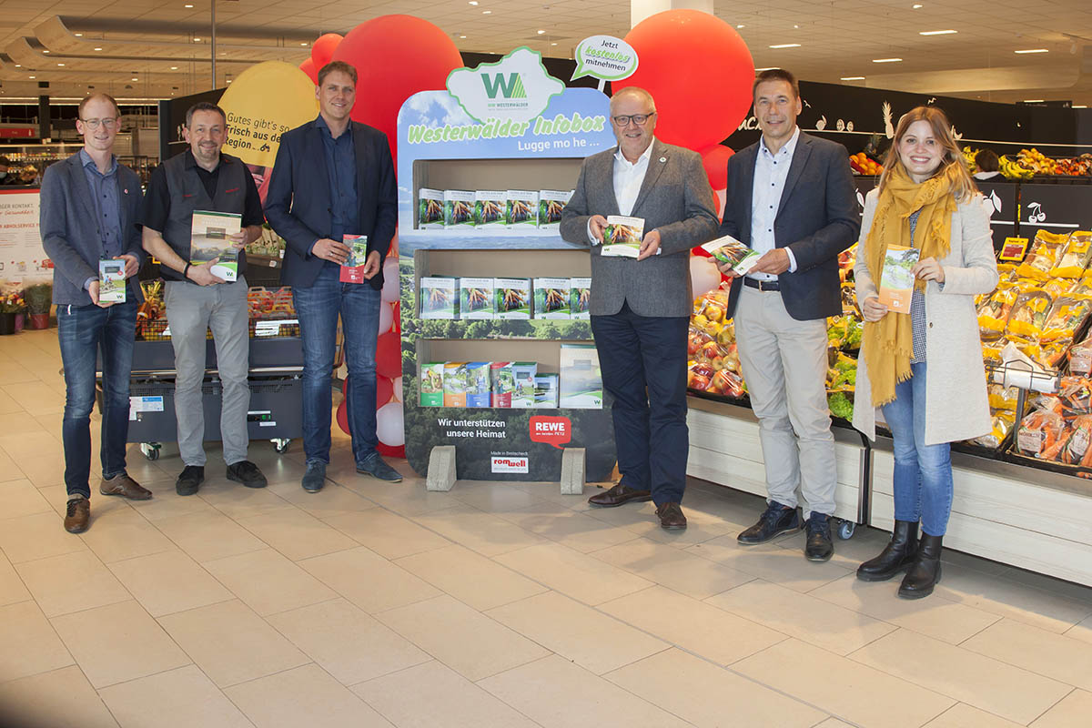 Von links: Manuel Schfer, Kurt-Rainer Becker, Lars Kober, Dr. Peter Enders, Markus-Oliver Kramm und Fides Ottens. Foto: Wolfgang Tischler