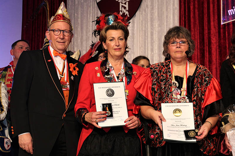 Erwin Rddel, Sabine Dittrich und Jutta Bcking (von links). Foto: privat