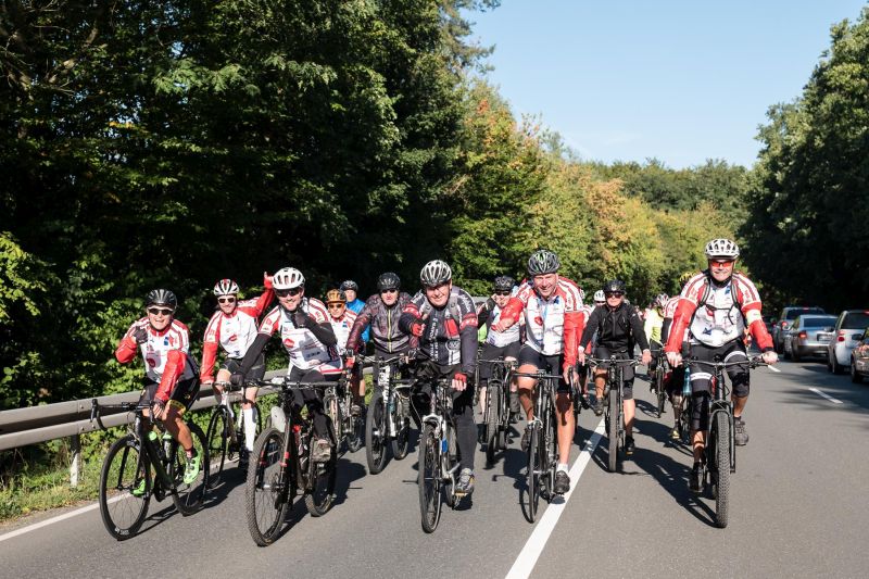 Spenden-Radtour des Vereins Menschen fr Kinder fhrt durch den Westerwald
