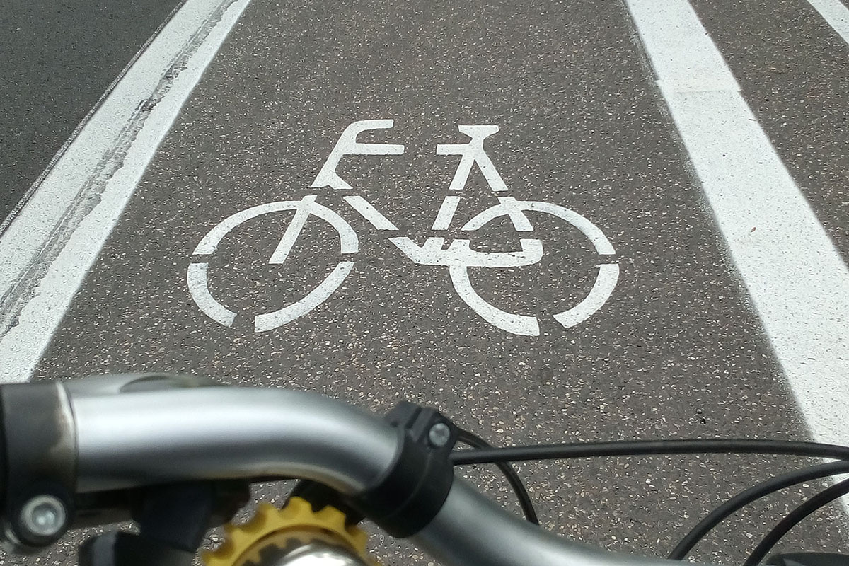 Eine eigene Spur sorgt auf der Langendorfer Strae fr sicheres Radfahren. Foto: Stadt Neuwied