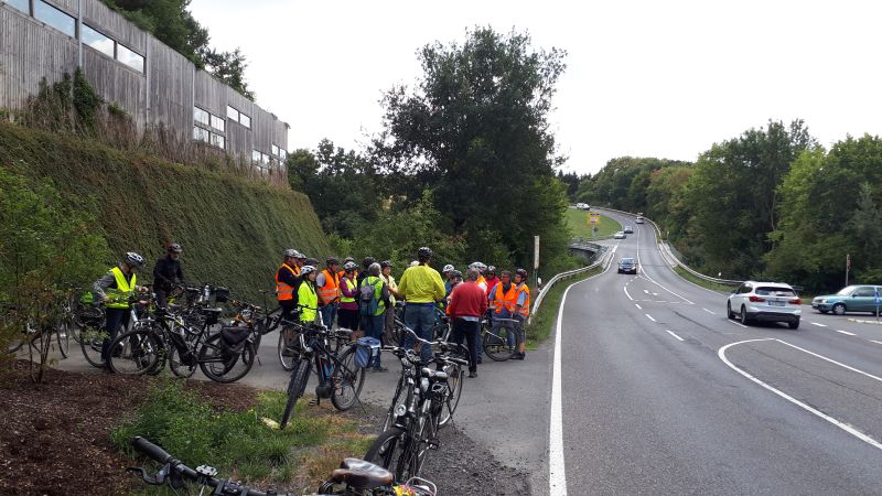 Mit dem Fahrrad zur Arbeit und zum Einkaufen