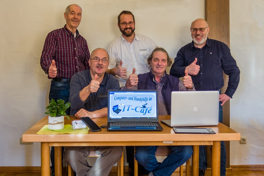 Das gesamte Team vom IT-Caf (Computer- und Handyhilfe) freut sich wieder darauf, Brgerinnen und Brgern Hilfeleistungen anbieten zu knnen. (Foto: VG-Verwaltung)
