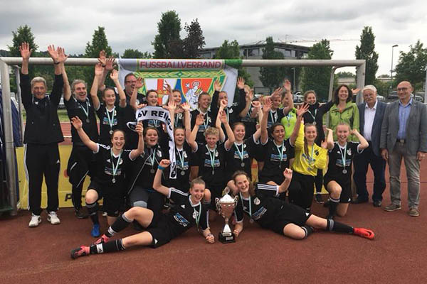 B-Juniorinnen des SV Rengsdorf gewinnen Rheinland-Pokal