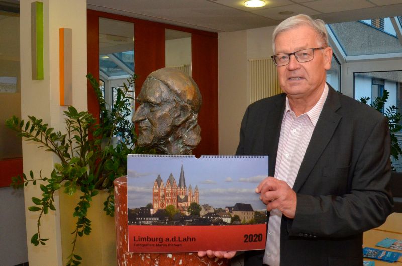 Kalender mit Limburg-Motiven fr den guten Zweck