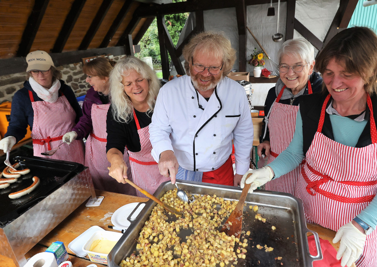 Rodenbacher feiern Erntedankfest mit Gottesdienst und kulinarischen Leckereien