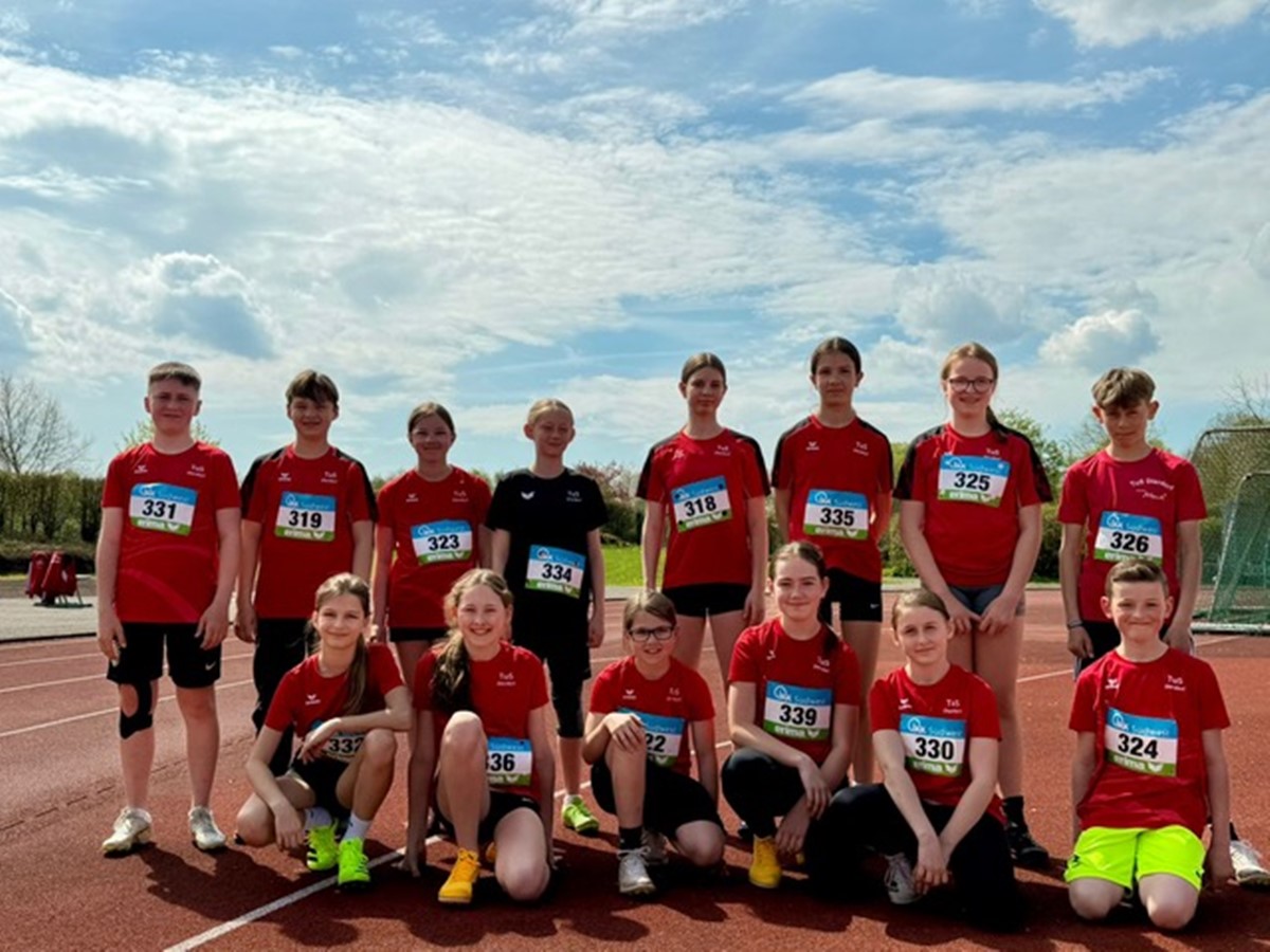 Erfolgreiche TuS-Athleten beim Sportabzeichentag 2026 mit anschlie�ender Bahner�ffnung (Foto: Privat)