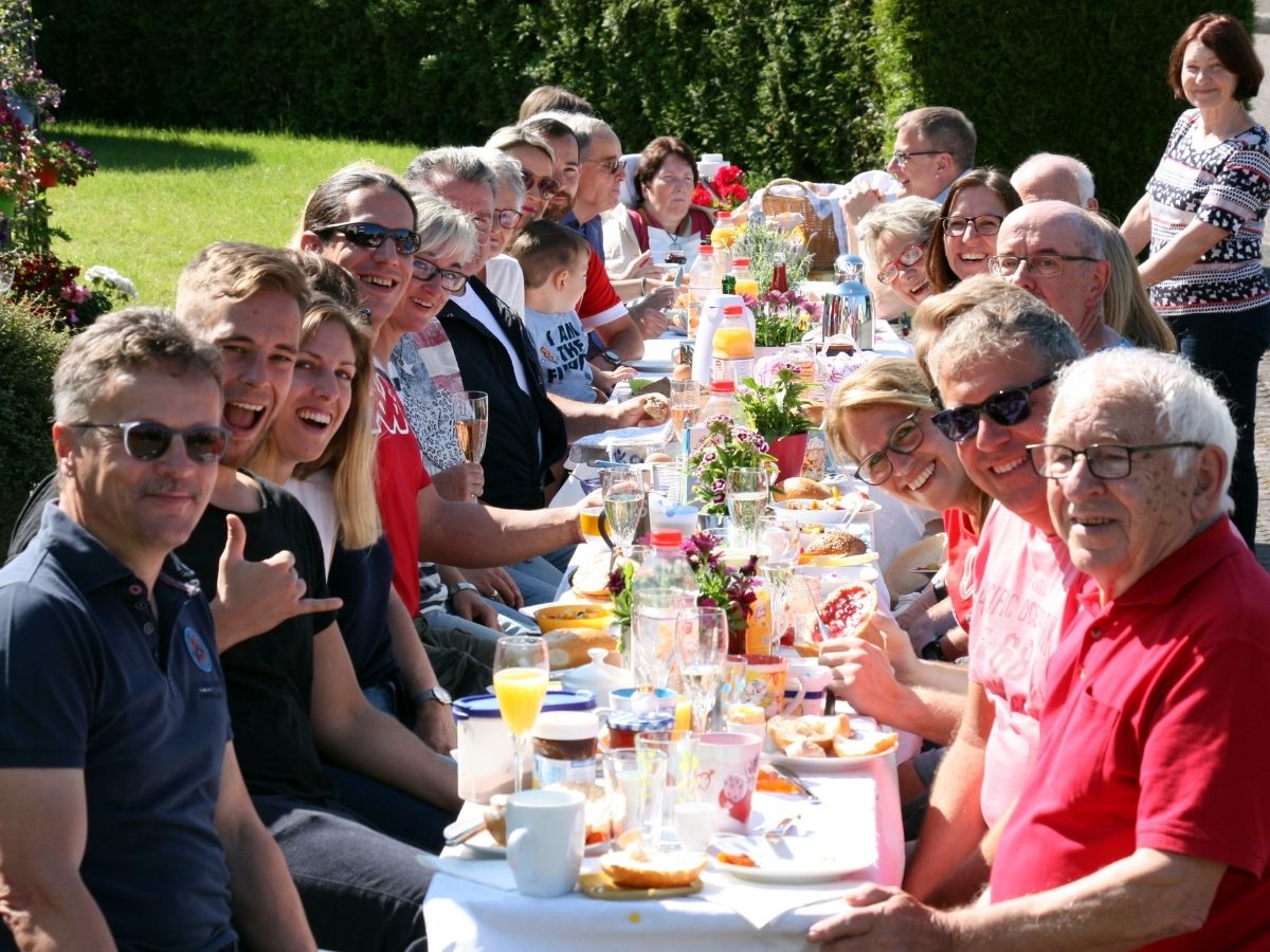 Eine der "Frhstcks-Gesellschaften". (Foto: Jugend- und Kulturzentrum "Zweite Heimat")