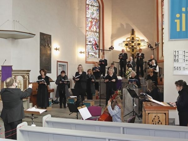 Musikgottesdienst mit der EKRBH und Cappella Taboris. (Quelle: Rita Steindorf)