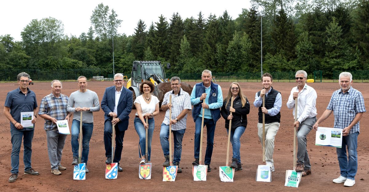 v.l.r.: Andreas Mller, Joachim Giehl, Ralph Hilger, Dieter Bethke, Gabriele Greis, Eric Kohlhaas, Norbert Roth, Claudia Kohlhaas, Mathias Fett, Daniel Goldschmidt, Peter Isack. (Foto: Joachim Giehl)